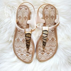 American Eagle Jelly Thong Sandals